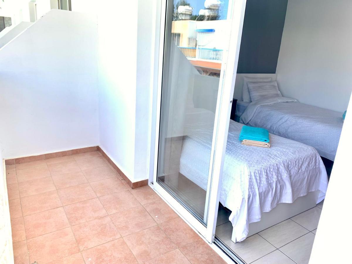 Diana Townhouse 1 Lägenhet Paphos Exteriör bild