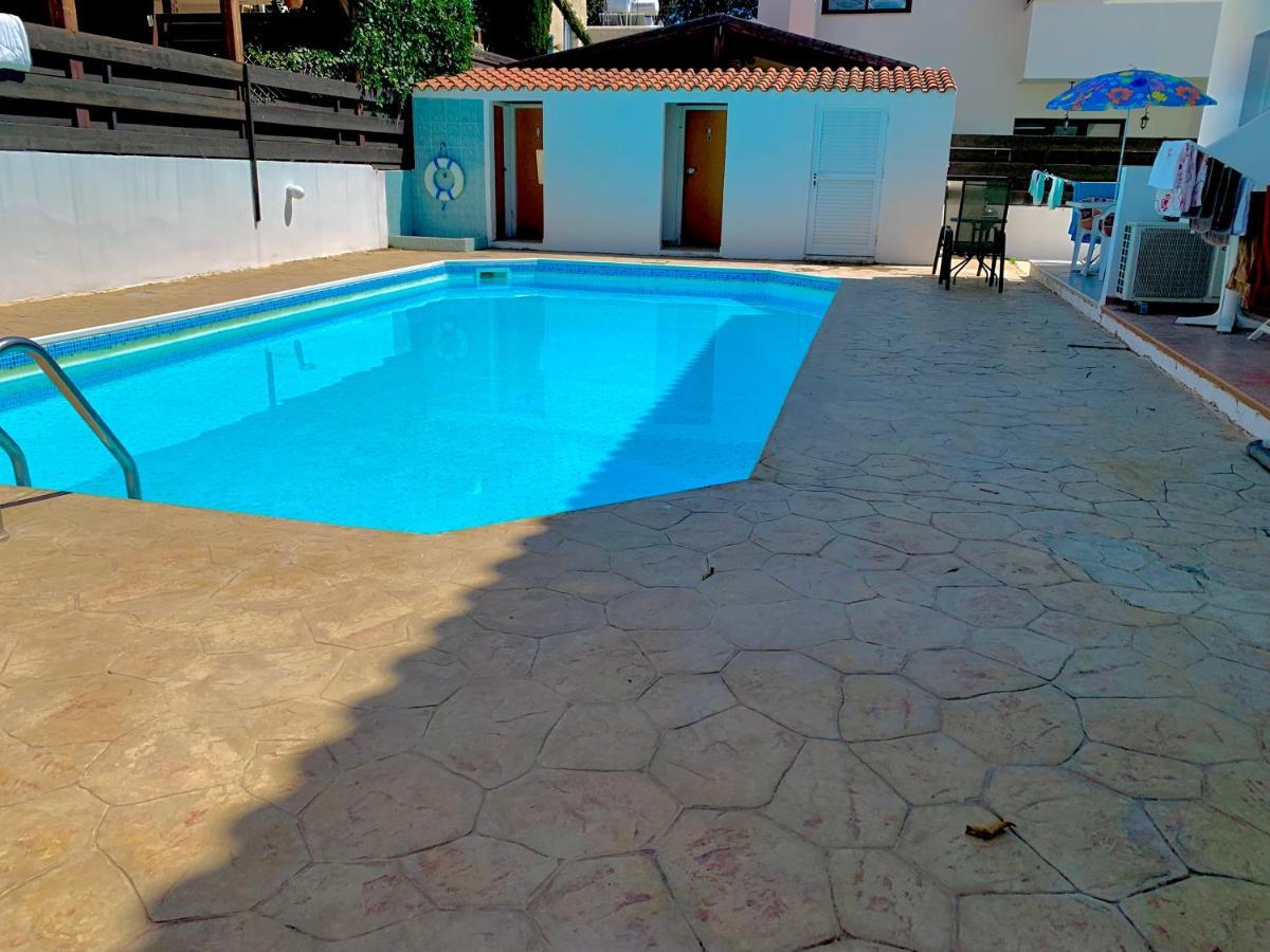 Diana Townhouse 1 Lägenhet Paphos Exteriör bild