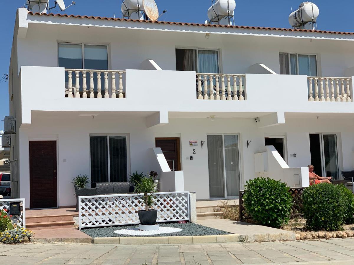 Diana Townhouse 1 Lägenhet Paphos Exteriör bild